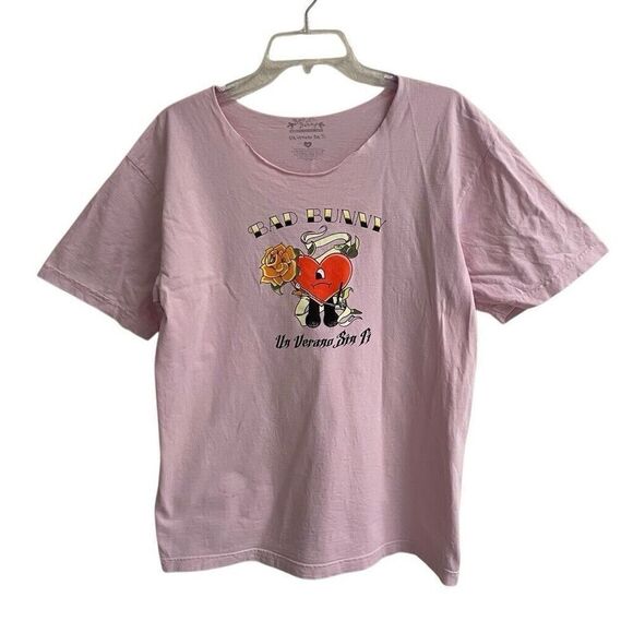 Bad Bunny Un Verano Sin Ti Worlds Hottest Tour Merch 2022 Mens Size M Collarless - Picture 1 of 5